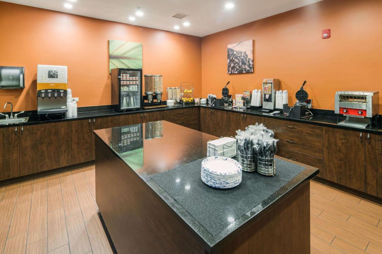 Sleep Inn & Suites Hurricane Zion Park Area Экстерьер фото